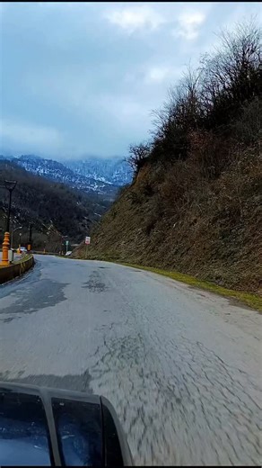 ‎لیلا💙🦋‎ on Instagram‎: "❄️🍂نوشته بود آدما تا یه حدی صبورن تحمل میکنن، نشنیده میگیرن، اما از یه‌جا به بعد تموم میشن. آدما رو تموم نکنید. @leyla_shariatzadeh مرسی که پست های منو می پسندید و منو همراهی میکنید🙏🏼🥰🌹 #لیلا #زمستان #جاده #ماسوله_گیلان #طبیعتگردی"‎