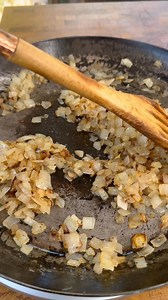 Cheddar cheese stuffed burgers | Miguels cookingwithfire