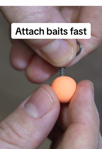 Our Hook Bead & Screw kit lets you attach wafters, pop-ups & bottom baits in seconds. The hook bead keeps everything positioned perfectly on the shank, while the bait screw gives a clean, secure presentation. Kit contains 20 Hook beads & 10 Bait Screws #carpangling #carpangler #carp #fishingtok #tackle