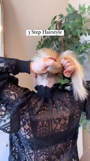 1.6K views · 11 reactions | The easiest Updo to try #hairtutorial #easyupdo #longhairstyles #hairstyletutorial #hairideas #longhairstyle #easiesthairstyles #updotutorial #hairvid #7883 | Trendist | Facebook