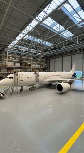 Time Lapse: Airplane Assembly Complete