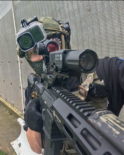 Clapping cheeks at an abandoned prison… routine Sunday ig #airsoft #airsofter #fakegun #outdoor #abandonedplaces