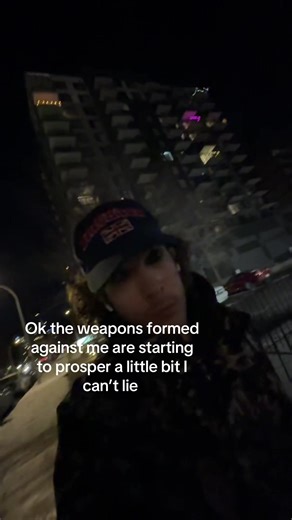 CYBERboy (@disengagged)’s videos with Stereo Boy - FKA twigs