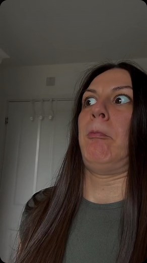 Alice Ardelean on Instagram: "﫢 enough internet for today  #comedy #viral #memes #explorepage"