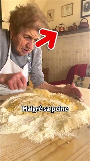Elle prépare ses Patisseries avec soin !😭