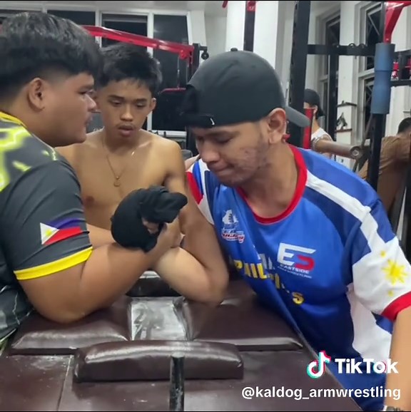 Kaldog Armwrestling on TikTok