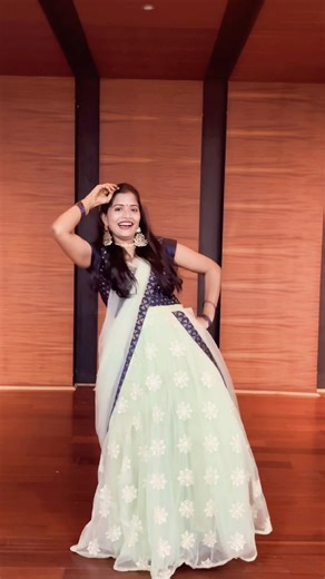 Malle chettu kinda folk song ❤️❤️ #mallechettu #folksouls #souldancers #ytshorts #dance #folkart