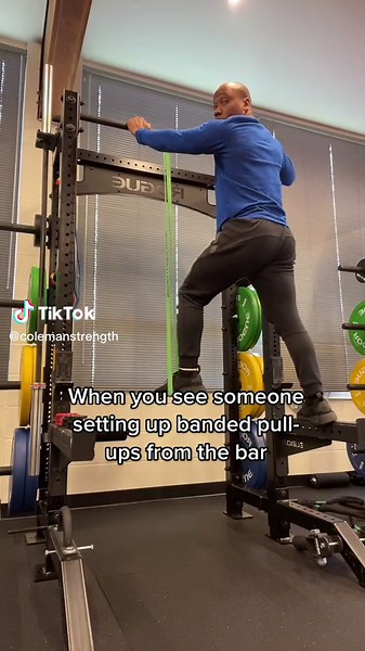 No more struggling to get in the band, no more swinging, no more possibility of the band ending up in your crotch! #colemanstrengthandrecovery #fyp #strengthcoach #foryoupage