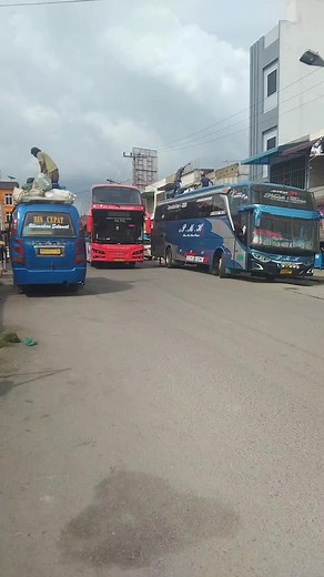 ganteng ganteng bus Siantar...😎/Paradep intra eldivo PMH nice sentosa#ypfッ #busmania #busmaniaindonesia #bussiantar #siantar #busmaniacommunity #ypf #siantartiktok #intra #busmaniacomunity