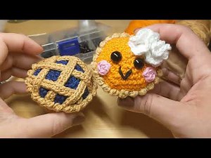 Crochet a pumpkin pie - an amigurumi low sew pattern