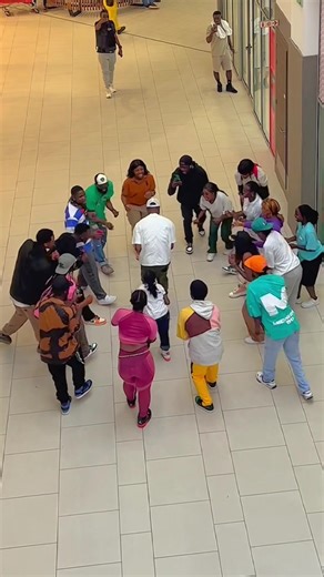 44K views · 3.5K reactions | We were at the Douala Grand Mall for our flash M.O.B then from his normal ride, Salatiel decided to surprise us, with us doing his newly released song 朗 #ÇavaAller #FromCDAToTheWorld #CameroonDanceAcademy | Cameroon Dance Academy | Facebook