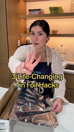 Aluminum foil can be used for SO much more than food storage and grilling. Here are three creative ways to use this common kitchen item (some may surprise you) @Alessandra Ciuffo #aluminum #tinfoil #kitchenhacks #camp