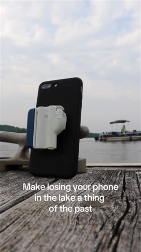 Float Buddy on Instagram: "Raise your hand if you’ve been a victim of the lake bottom 🙋🏼‍♀️ No more worrying about dropping your phone in the water when trying to capture the perfect sunset, awesome wave, or just the perfect boat selfie. Let Float Buddy take the worries away and attach A Lifeline to Your Lifeline. www.float-buddy.com 🛟 #floatbuddy #fishinggearmusthave #shopsmallbusiness #techaccessories #boatlifeisthebestlife #proudlymadeintheusa🇺🇸"