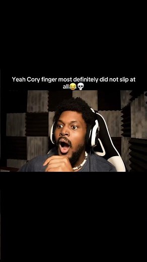 Coryxkenshin Finger Most Definitely Didn’t Slip😂💀