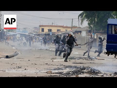 Clashes break out in Togo as protesters call for president's resignation