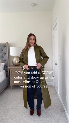A well-placed pop of color can take an outfit from basic to put-together in seconds. ✨ During a Color Analysis, we help you identify your most impactful shades…or what we like to call: your WOW colors. These are the tones that instantly brighten your features, add intention to your outfits, and make getting dressed feel easier. When you know the colors that work hardest for you, even the simplest look feels elevated. 📷: House of Colour Charlotte South #houseofcolour #houseofcolourusa #knowyourw