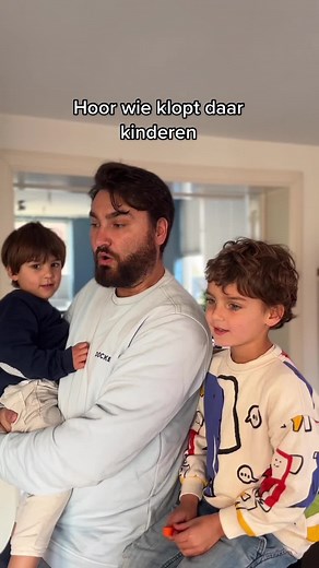 Hoor wie klopt daar kinderen - Selma