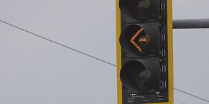 Twin Falls continues left hand turn signal installations, urges motorists to drive carefully