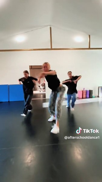 Afterschooldance a TikTokon