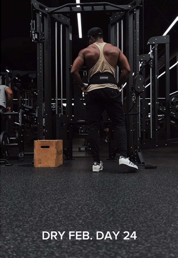 BACK DAY 4 DRY FEB. . . #gym #workout #fyp