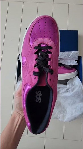 SAS Pink Sparkle High Street sneaker and Jacquelyn Koch Bike ride - an SAS shoe review.
