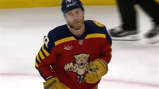 Panthers’ Bennett muscles through Avalanche’s defence for strong finish