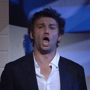 375K views · 5.8K reactions |  What a voice! Jonas Kaufmann sings 'Donna non vidi mai' from The Royal Opera's Manon Lescaut Catch the opera which made Puccini's name in cinemas from 3 November: https://www.roh.org.uk/cinemas | Royal Ballet And Opera | Facebook
