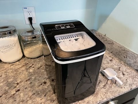 QUICK Review: AGLUCKY Countertop Ice Maker from Amazon