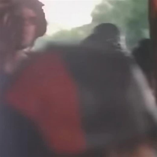 Arrested Development rework the Sly and Family Stone hit and released People Everyday in 1992 which went on to become their biggest hit in the UK reaching no 2 in the charts. The song uses the chorus and basic structure of the 1969 hit Everyday People. #memories #music #90smusic #reggae #hiphop | Groove.records