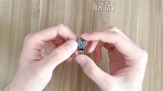 pulsesensor脉搏心率传感器紫板操作视频