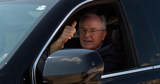 How the political tide turned on ousted Texas A&M President Mark Welsh