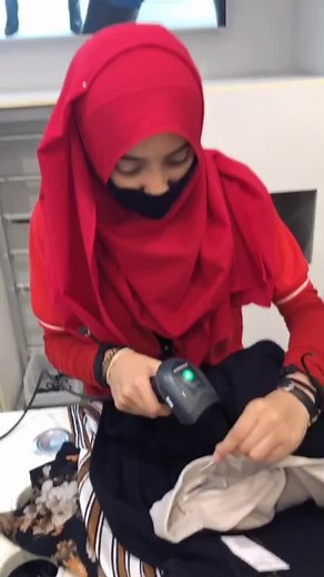 Barcode Scanning Process in Retail Clothing