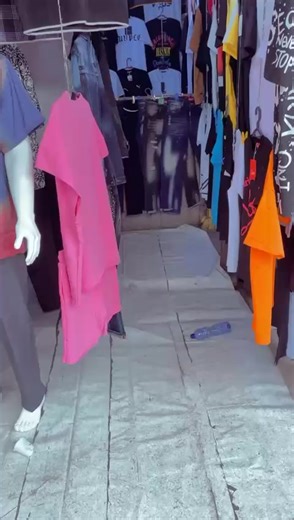 Mbongo Issa Magondo (@mbongo.issa.magon)’s videos with son original - Mardochée kafuwa08