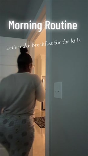 Morning routine ‼️‼️‼️ It’s breakfast 🍳