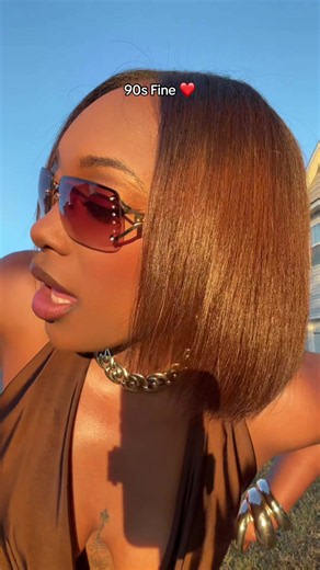 90s Fine Women: Brii's Style and Charm