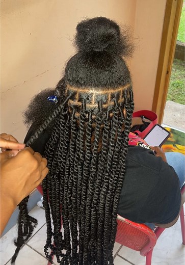 Complete Guide to Passion Twists Tutorial