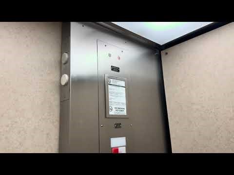 General Oiltronic Hydraulic Elevator @ Westhall Executive Center, Maitland, Florida