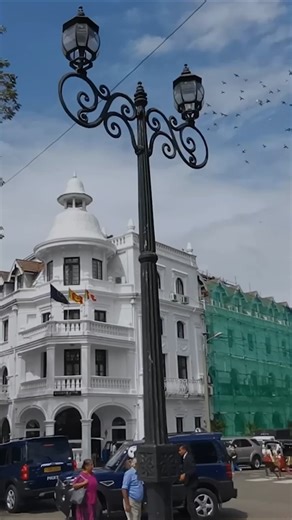 Streets Around Kandy Lake 🌆✨ | Real Life in Kandy City 🇱🇰