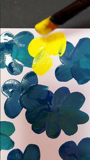 Pattern of Blue and Yellow Flowers #art #flowers #pattern