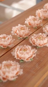 So Exquisite! Check out these stunning handmade ceramic flowers! The craftsmanship is absolutely breathtaking. Credit to chajiecihua on Douyin #Handmade #Art #CeramicFlowers #ArtLovers #china #craftsmanship | wowourheritage