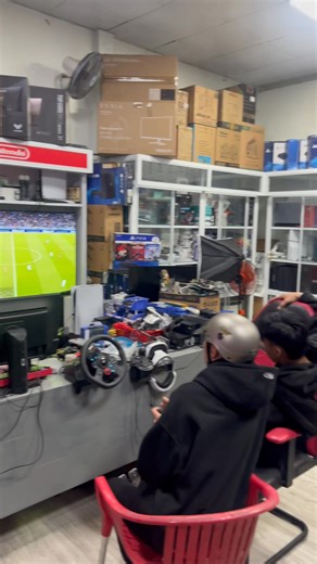 1.5K views · 8 comments | Em khách trải nghiệm pes 21 ✅ | Hóng Game Store | Facebook