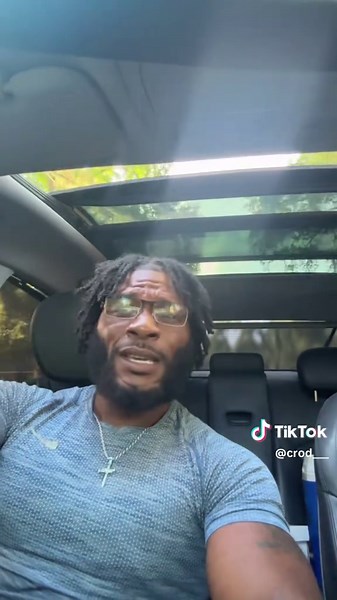 Cómo Escuchar Música Mientras Conduces