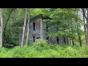 Exploring a Beautiful Lost 19th Century Victorian Farm House, Near Peoli, Ohio (Built around 1860)
