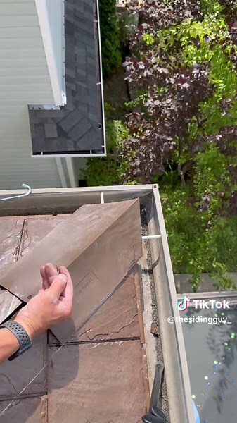 Guía de instalación del hip/ridge cap de Euroshield