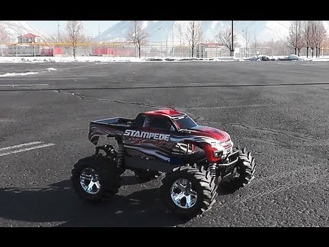 RC Addiction - Traxxas Stampede 4x4 XL5 speed test.