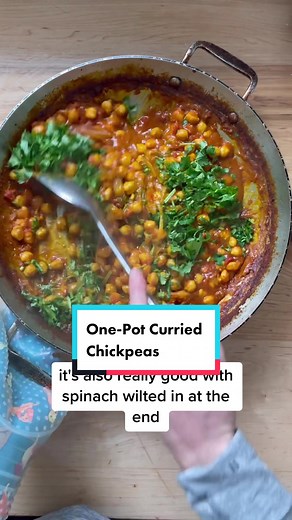 One-Pot Curried Chickpeas Recipe