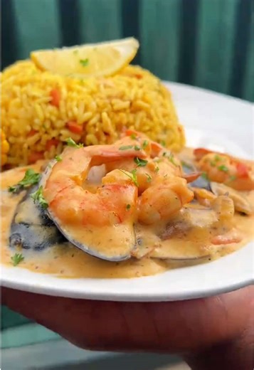 Savory Yellow Rice with Creamy Prawns and Mussels Recipe