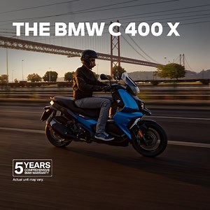 The power to ride your city on the BMW C 400 X. This 350 cc mid-size scooter can deliver up to 35 Nm of torque, which is more than enough punch to fuel your riding passion. Learn more about the C 400 X when you book a test ride with your preferred BMW Motorrad Dealership. #MakeLifeARide | BMW Motorrad Philippines