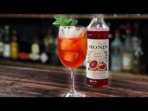 Blood Orange Drinks - A Blood Orange APEROL SPRITZ