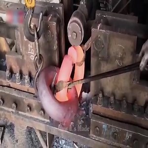 How Large Iron Chains Are Manufactured In The Factory | Legendary Machinery